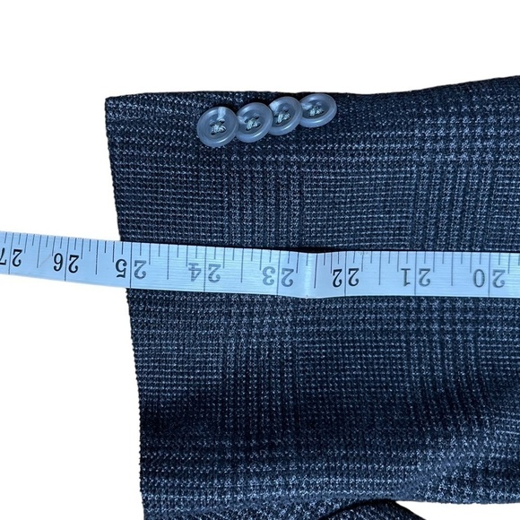Men’s Charcoal Plaid Bullock & Jones Sport Coat - Size 40R - Picture 14 of 16